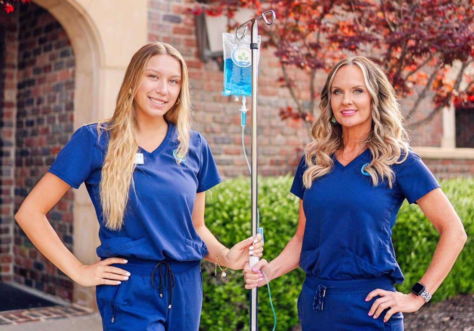 IV-Treatment-Springfield-Missouri-Staff-in-Front-of-Building-IV Treatment