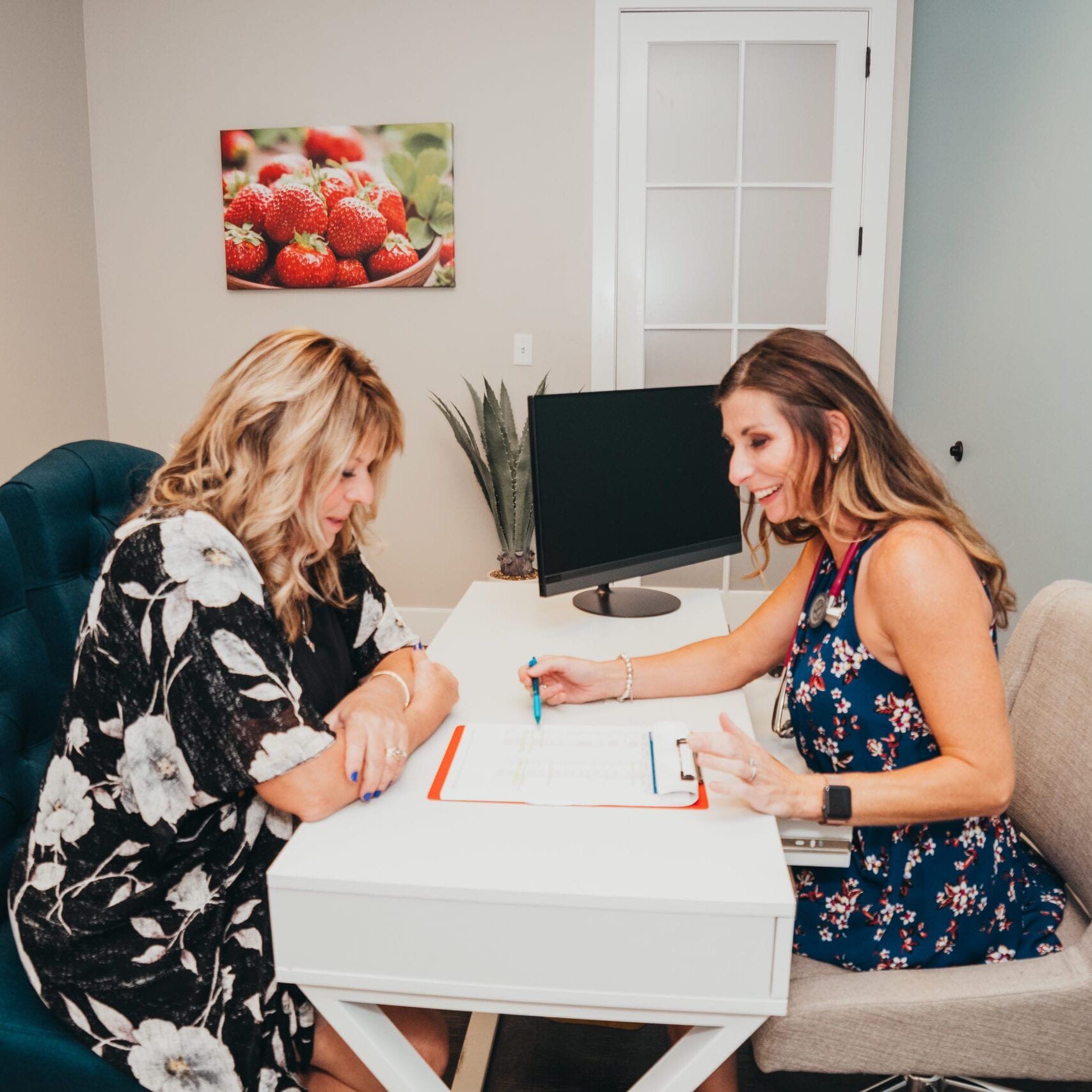 Integrative Medicine in Springfield Missouri Keri Talking To Patient